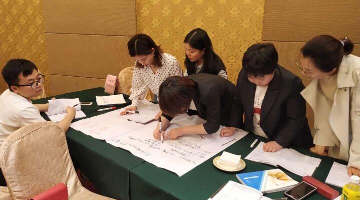 企業(yè)管理內(nèi)訓·湖南中堅力量.jpg 企業(yè)管理內(nèi)訓·湖南中堅力量.jpg