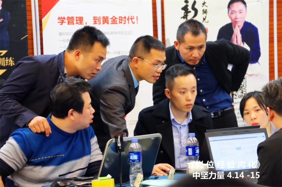 課程設(shè)計與開發(fā).jpg